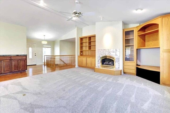 Building Photo - Golf Course 3/2 home in Lake Wildwood, Pen...