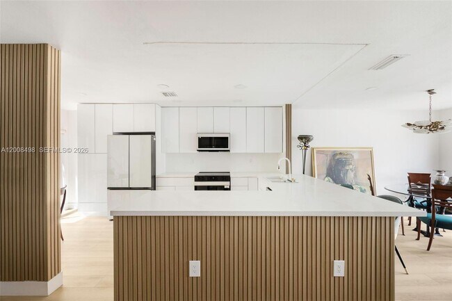 Foto del edificio - 10233 NW 52nd Ln