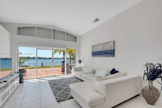 Foto del edificio - 13424 SW 144th Terrace