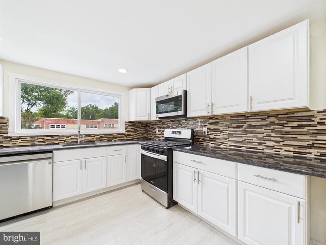 Foto del edificio - 2033 Valleyview Dr