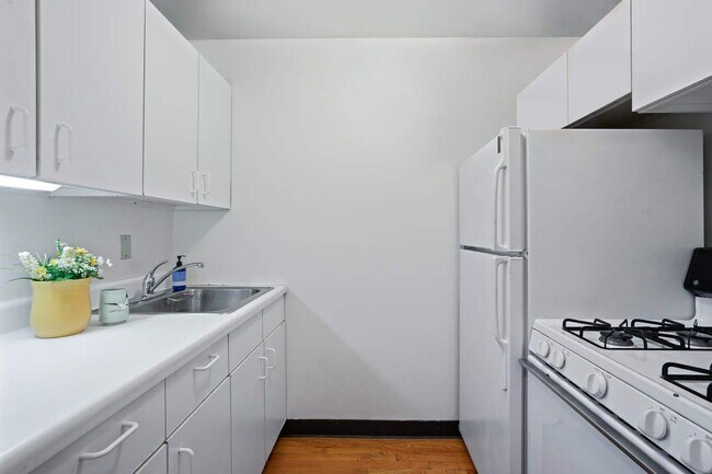 Building Photo - 257 W 123rd St
