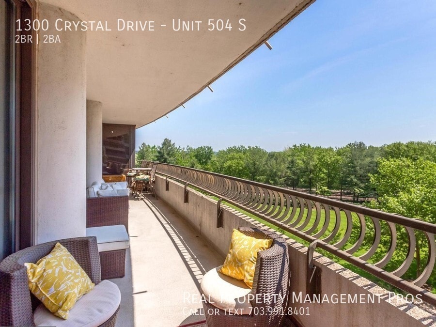 Primary Photo - Luxurious Crystal City Condo! Walk to Metro!