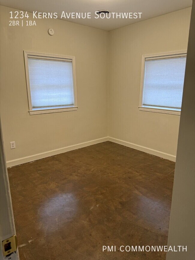 Foto del edificio - 1234 Kerns Ave SW