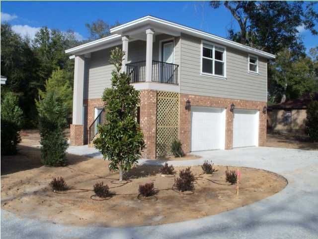Primary Photo - 1124 Bayshore Dr
