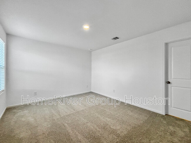 Building Photo - 6019 Standpiper Lp