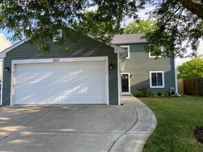 Building Photo - 2411 Red Bud Ln