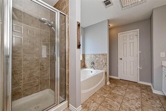 Building Photo - 2419 Fox Water Dr