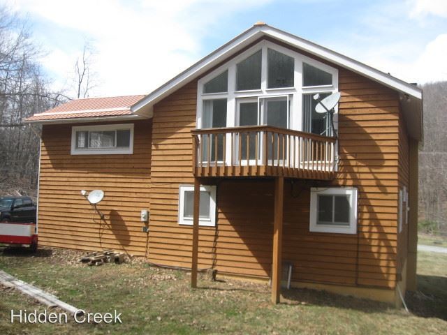 Foto del edificio - 137 Woodland Springs Ln