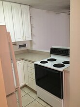 Building Photo - 87 Glenbrook Rd