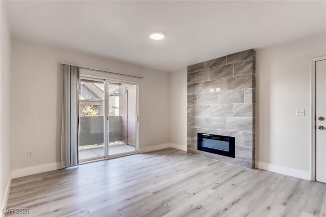 Foto del edificio - 7255 W Sunset Rd