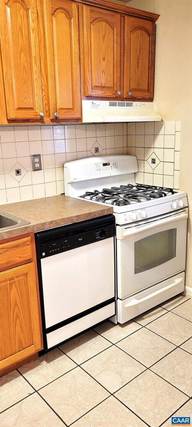 Foto del edificio - 2527 Hydraulic Rd