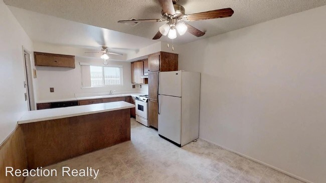 Building Photo - 3 br, 2 bath House - 1593 W. Carter St.