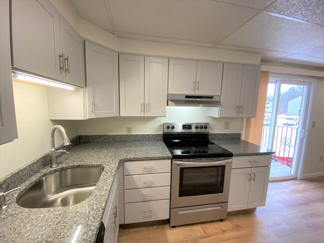 Building Photo - Floral Gardens Apartments