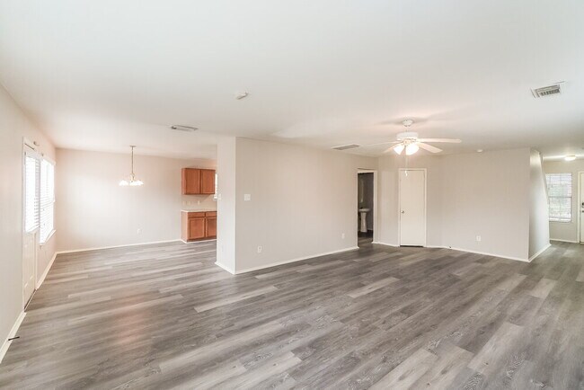 Foto del edificio - 13115 Grassy Briar Ln