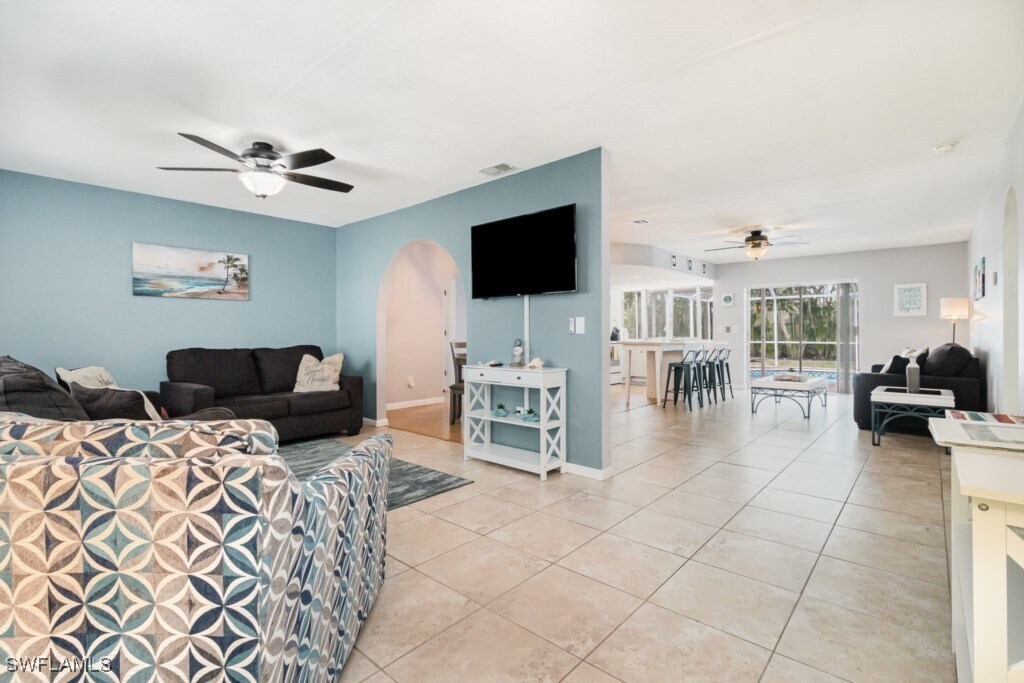 Foto principal - 922 SE 25th Ln