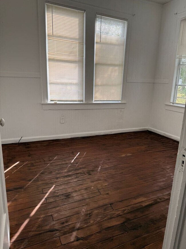 Building Photo - 2210 18th St