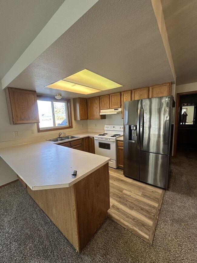 Foto del edificio - 1415-1417 E Beech St.