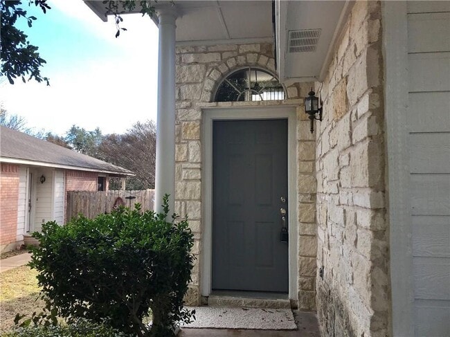 Foto del edificio - 1251 Pine Portage Loop