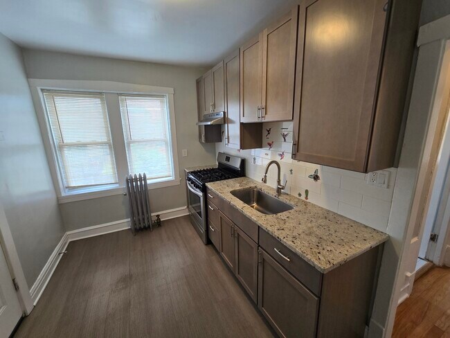 Foto del edificio - 4829 N Springfield Ave