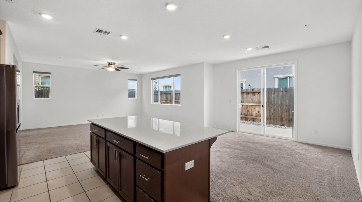 Single Loop Planner 3209 Auburn Leaf Loop, Folsom, CA 95630 | Apartments.com
