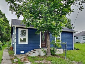 Building Photo - 9214 Metz Ave