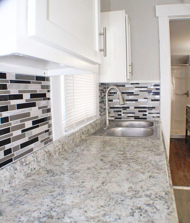 Building Photo - S. Harbine Homestead: New Year, New Home: ...
