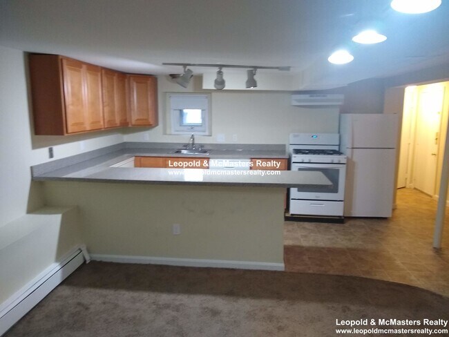 Building Photo - 1292 Commonwealth Ave