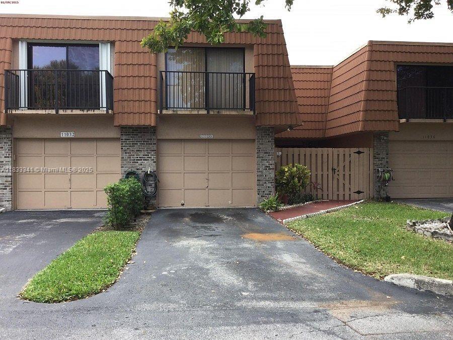 Primary Photo - 11034 SW 15th Manor
