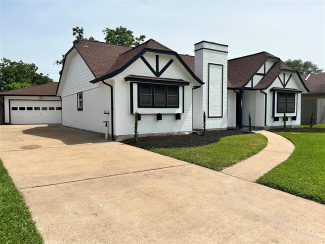 Building Photo - 1601 Washington Dr
