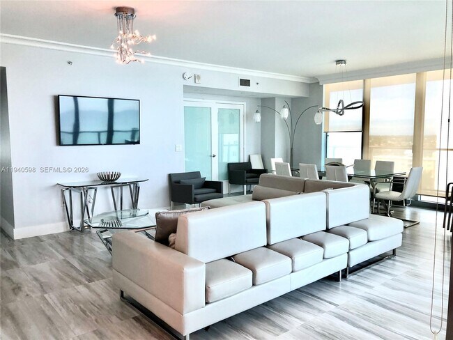 Foto del edificio - 3101 S Ocean Dr
