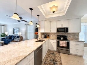 Building Photo - 752 Wiggins Lake Dr