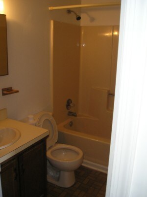 Building Photo - 2 Bedroom 1 Bath Apartment in Timberville
