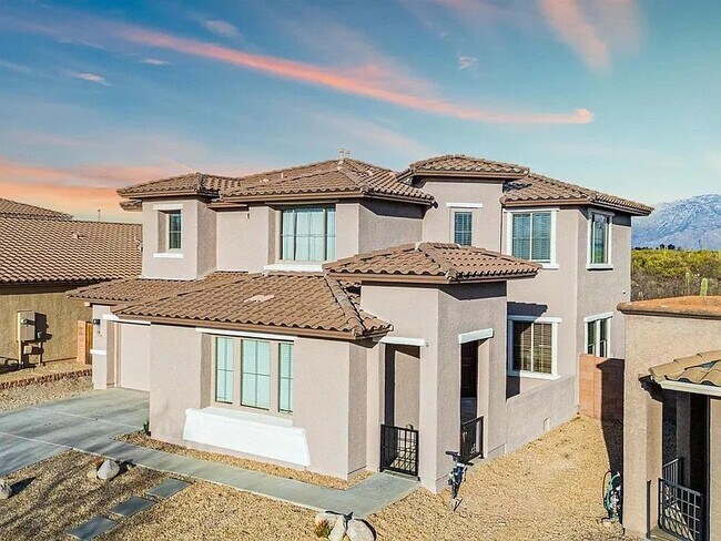Foto del edificio - 12156 N Quail Feather Blvd