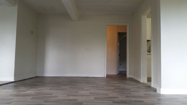 Building Photo - 6838 Barton Rd