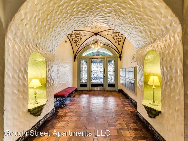 Foto principal - 1530 Gough St