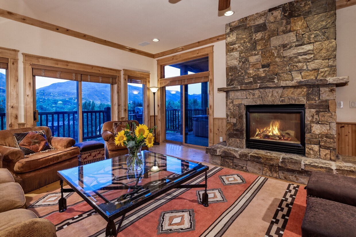 35 Pitkin Mesa Dr, Aspen, CO 81611 Condo for Rent in Aspen, CO