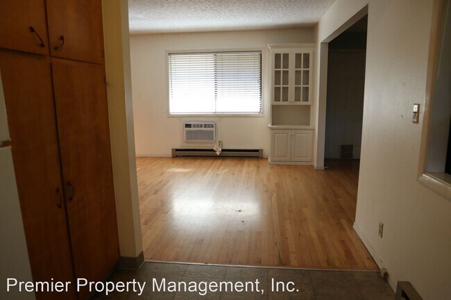 Foto del edificio - 1 br, 1 bath House - 2321 E. 16th St