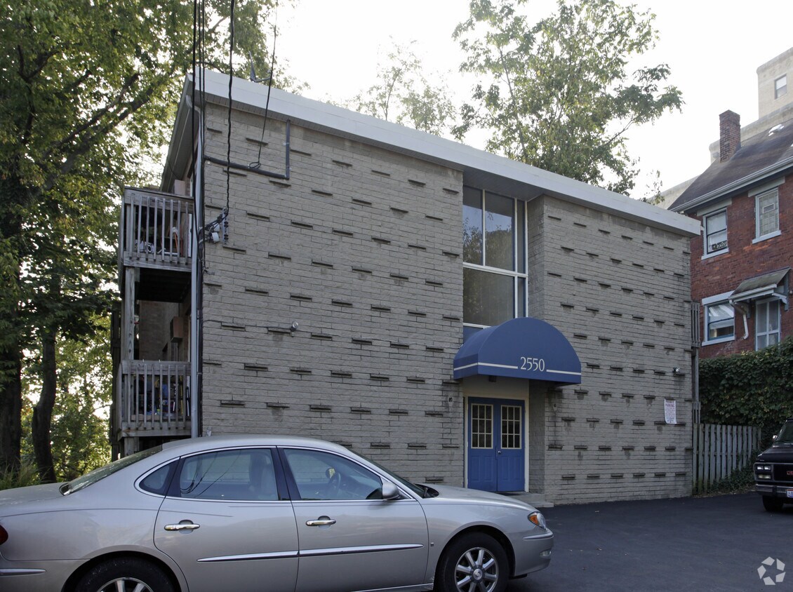 Primary Photo - 2550 Hackberry St