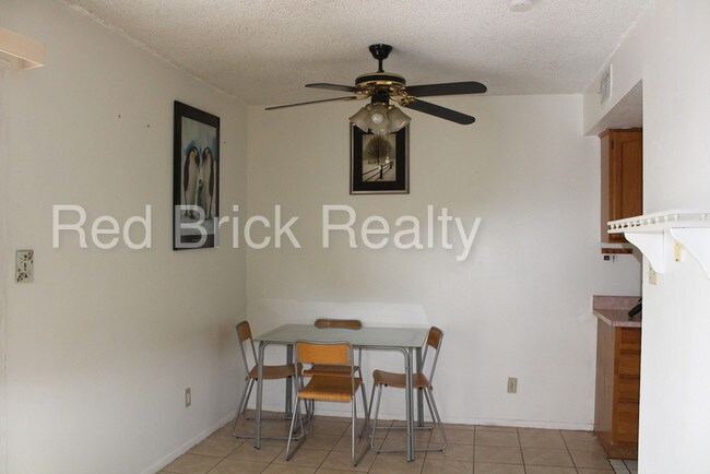 Building Photo - 600 S Dobson Rd