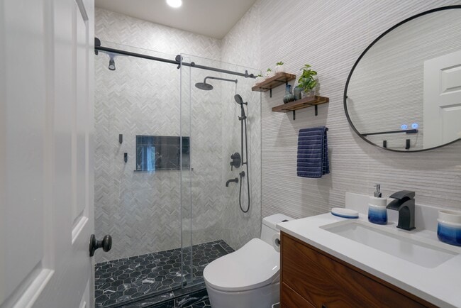 Foto del edificio - 5884 Cedarwood Cmn