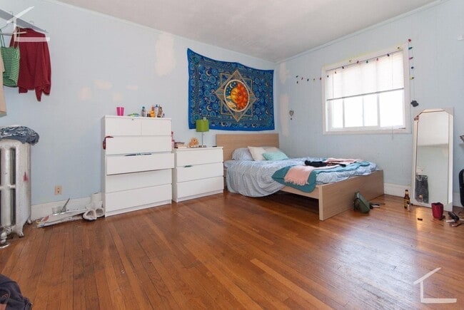 Building Photo - HUGE Brookline/Brighton 5-bed SEP2026