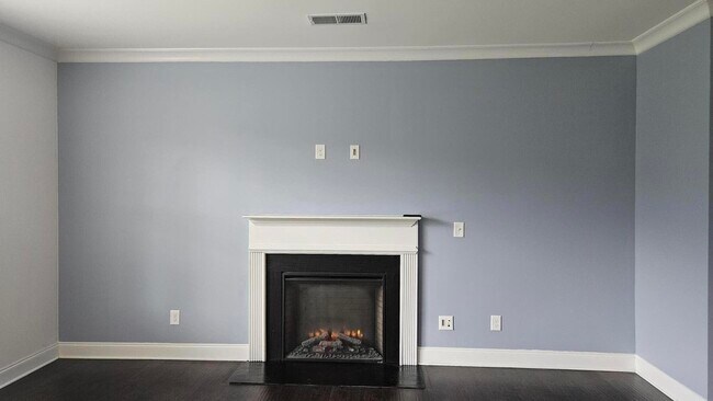 Building Photo - 1303 Eldrick Ln