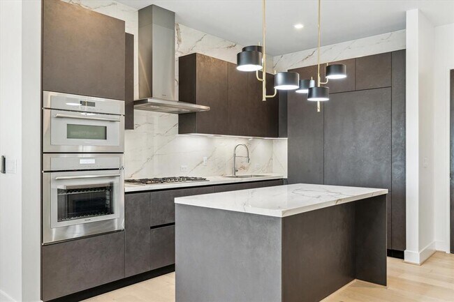 Foto del edificio - 1711 Allen Pkwy