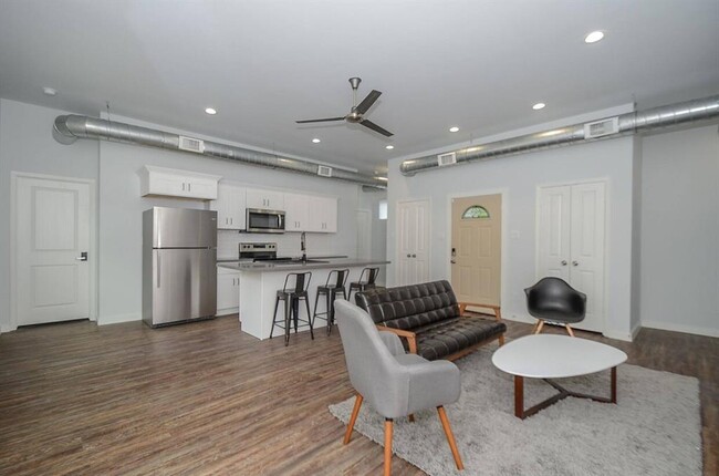 Foto del edificio - 3424-3426 Tuam St