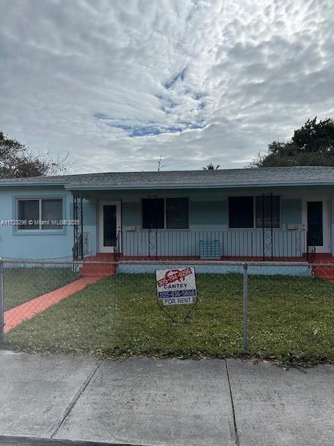 Foto principal - 810 NW 61st St