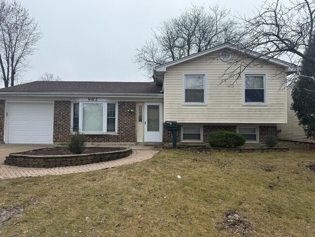 Foto del edificio - 982 Hastings Ln