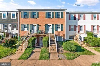 Building Photo - 14524 Golden Oak Rd