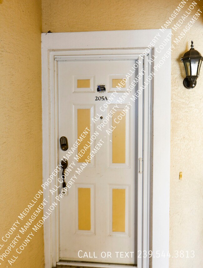Foto del edificio - 12515 McGregor Blvd