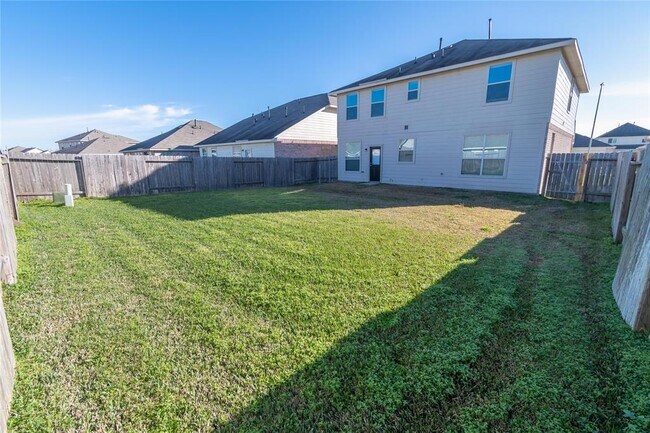 Building Photo - 19 Leisure Shore Ct