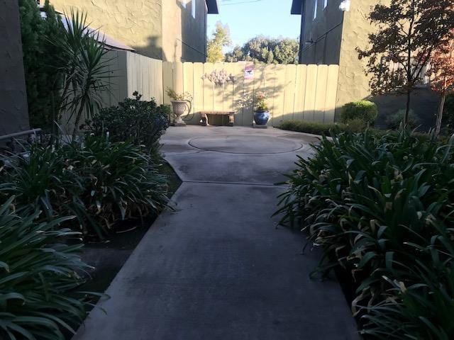 Foto del edificio - 2257 N Meridian Ave